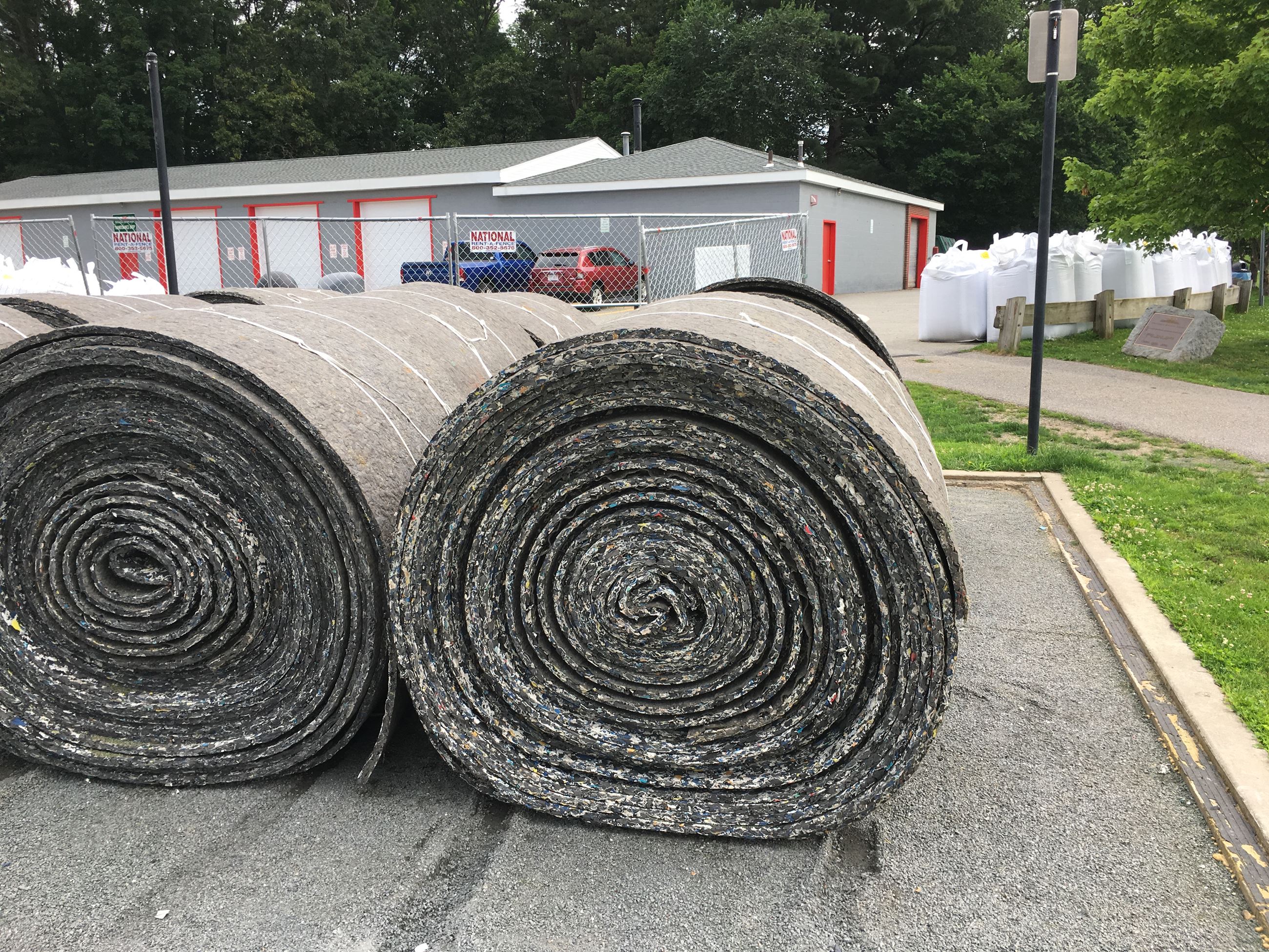 Old Shock Pads (figure 4)