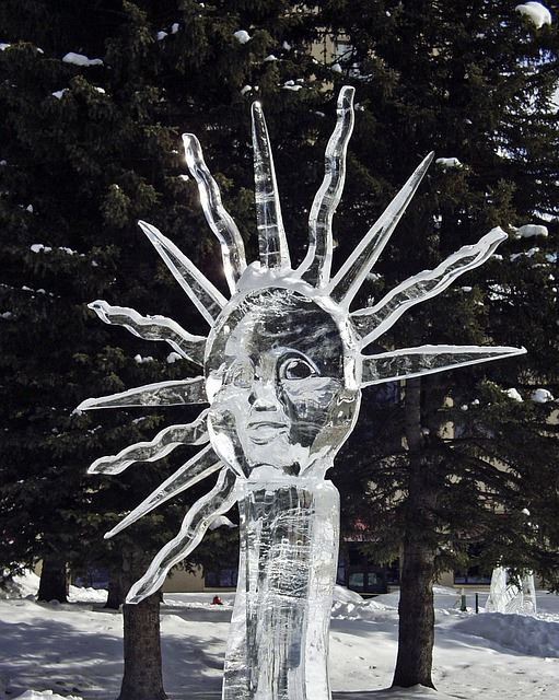 ice-carving-53526_640
