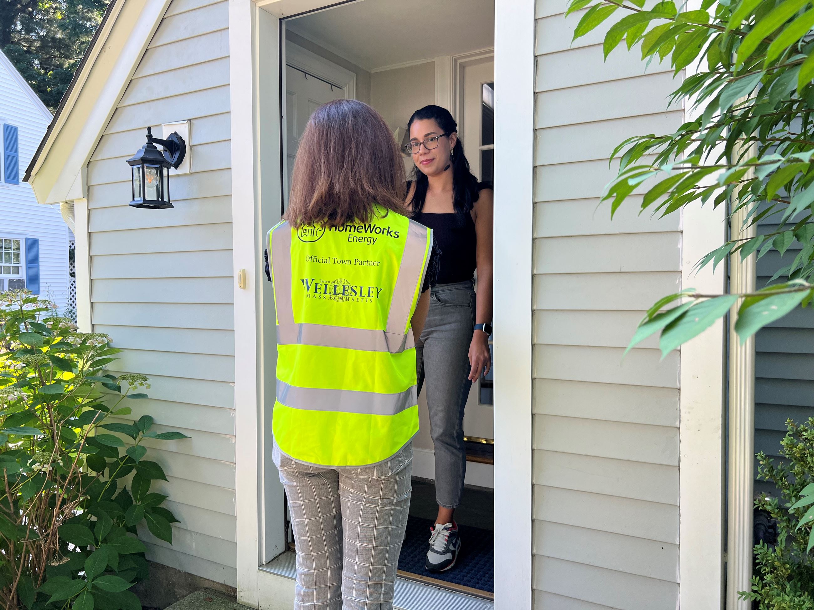 Wellesley Canvassing Photo Horiz. 9.5.24